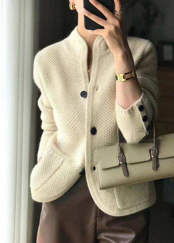 Hayden Claire | Elegant Cardigan Med Knappar