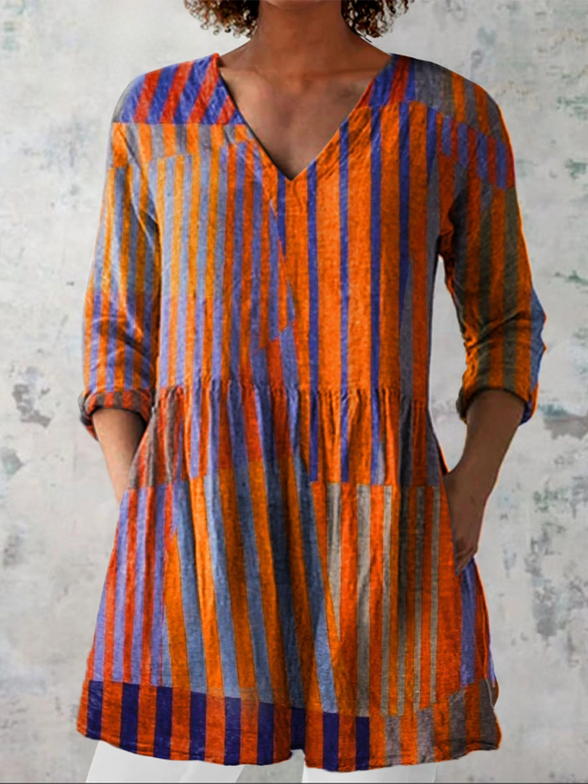 Nadia™ | Lång blus med V-ringning