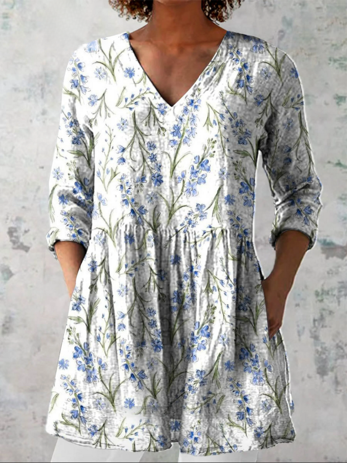 Jeanne™ | Lång blus med V-ringning