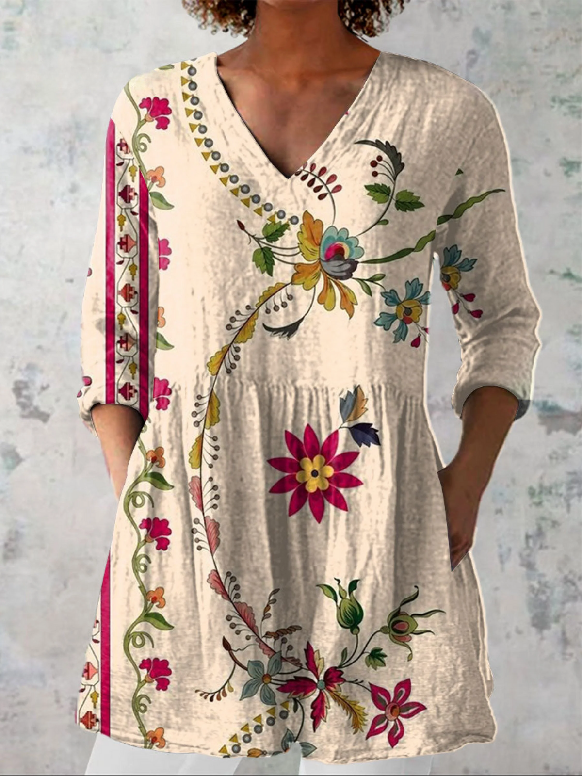 Clara™ | Lång blus med V-ringning