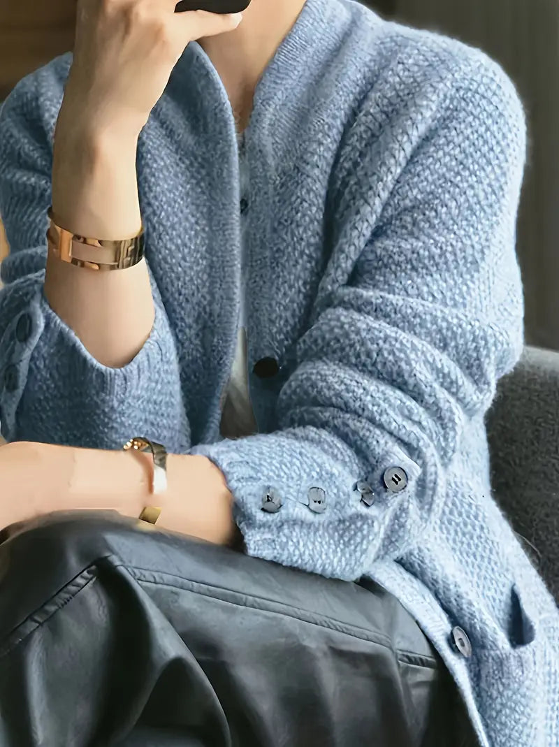 Hayden Claire | Elegant Cardigan Med Knappar