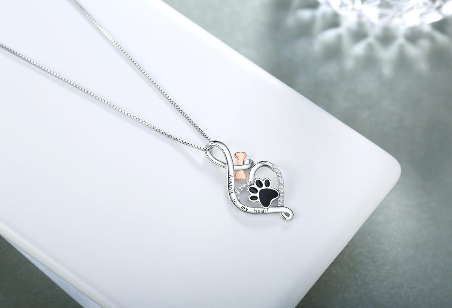 Stellan™ | Halsband Infinity med tass