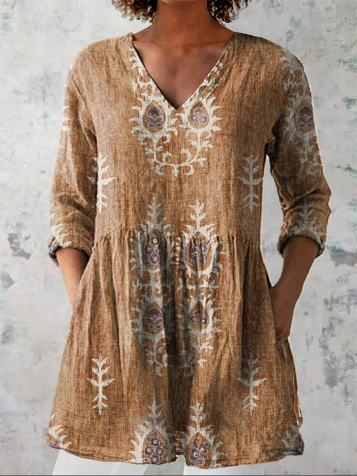 Elise™ | Lång blus med V-ringning