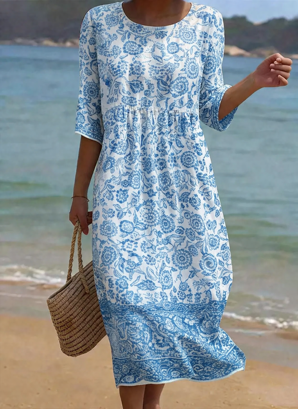 Blue™ | Klänning med elegant blommönster